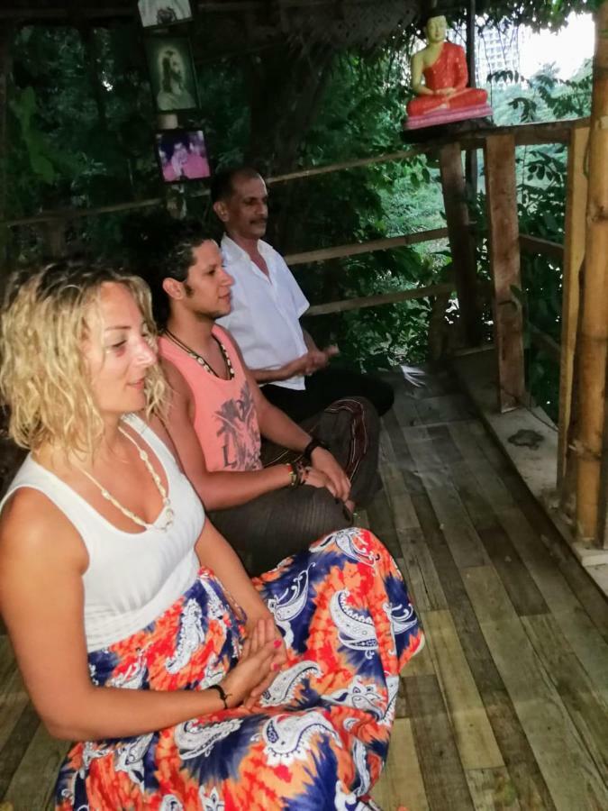 La Sachara Panzió Kandy Kültér fotó